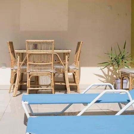 Puerto Paradise A * Puerto del Rosario (Fuerteventura)
